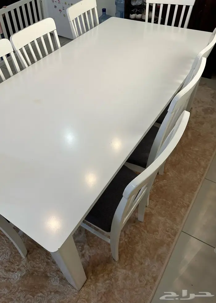 طاولة طعام 0