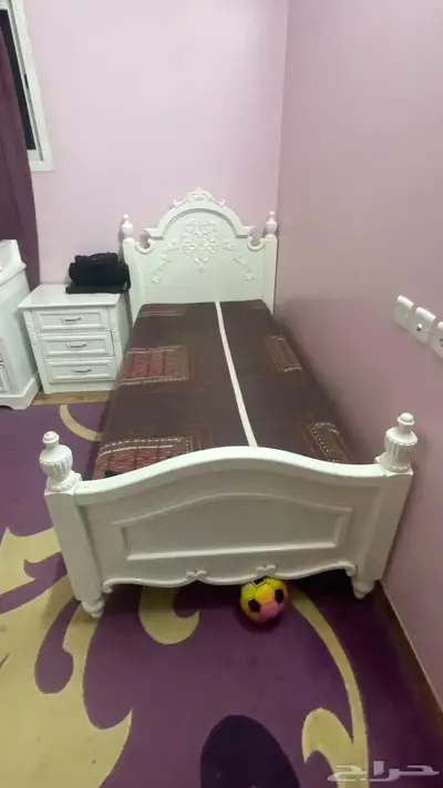 عفش كامل بحالة ممتازة 16
