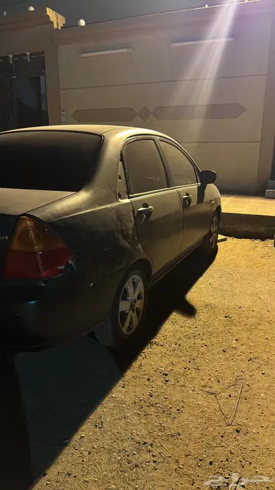 سزوكي لينا 2003 2
