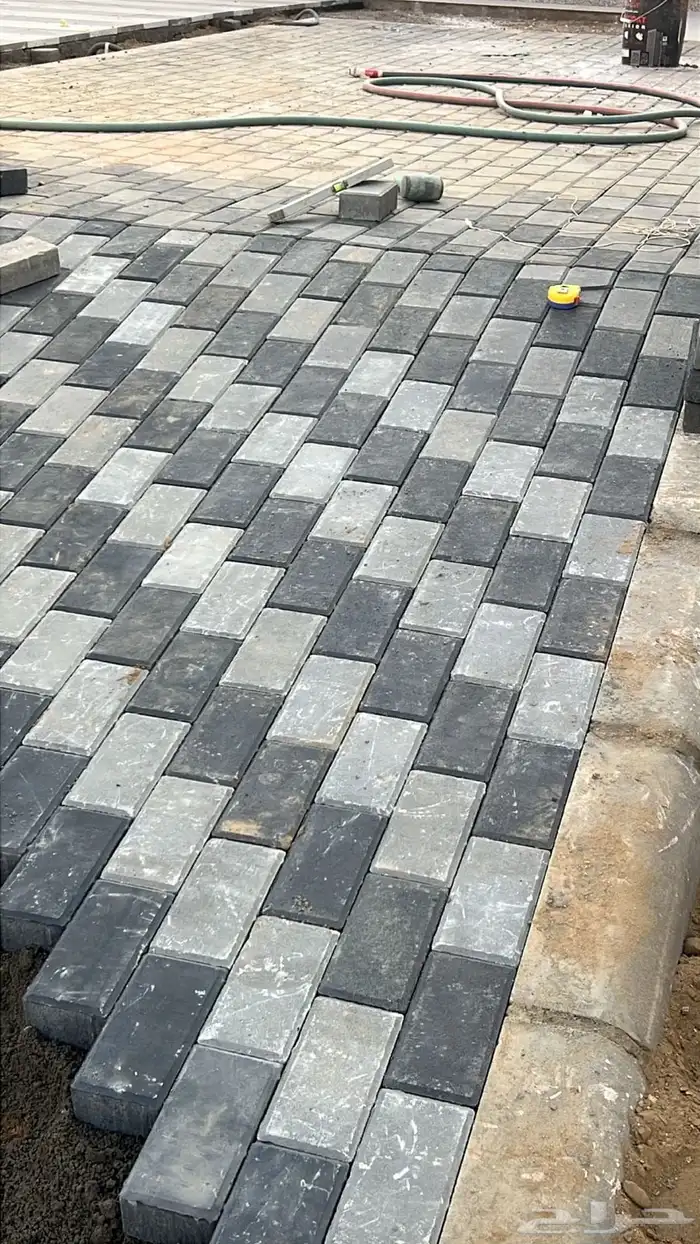 صبات خرسان سفتي درابزين بلدورة بلاط ارضيات قواعد اعمدة انارة 5