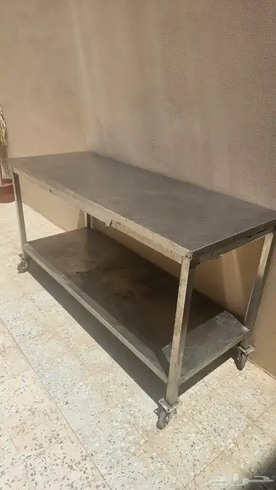 طاولة ستيل 0
