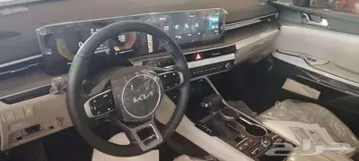 كيا k5 نص فل 2025 قير اوتماتيك بنزين 18