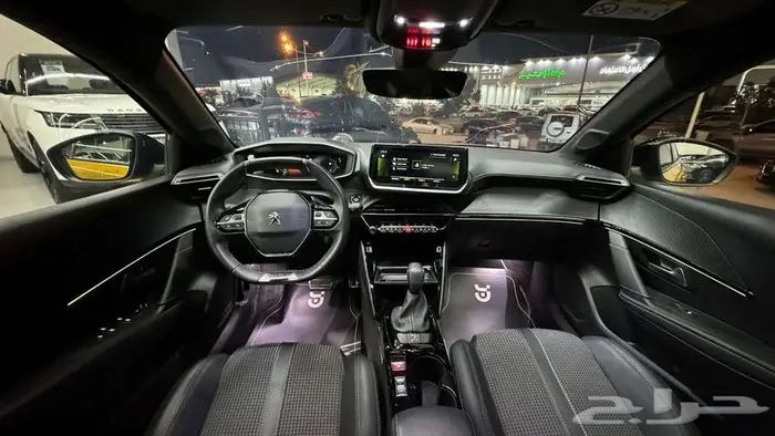2023 بيجو 208 GT 12