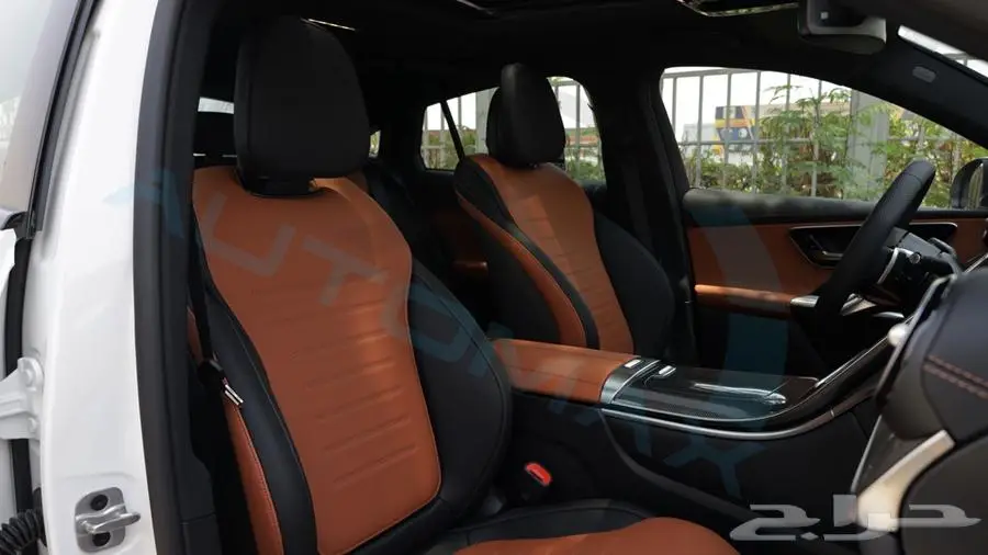 2025 Mercedes-Benz GLC200 COUPE 4MATIC GCC 23