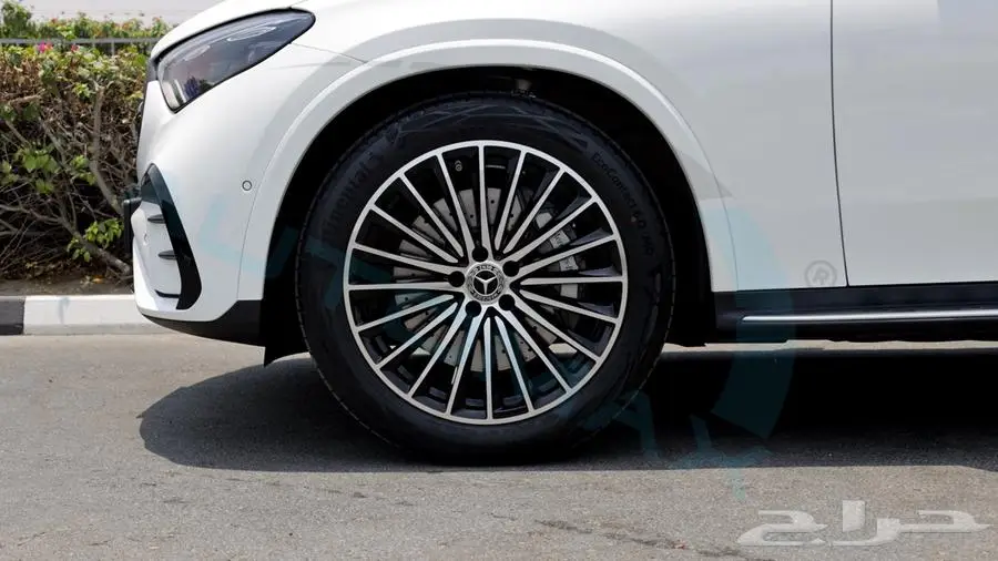 2025 Mercedes-Benz GLC200 COUPE 4MATIC GCC 33