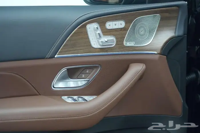 مرسيدس GLE 450 Coupe موديل 2025 أصفار خليجي أسود بني 16