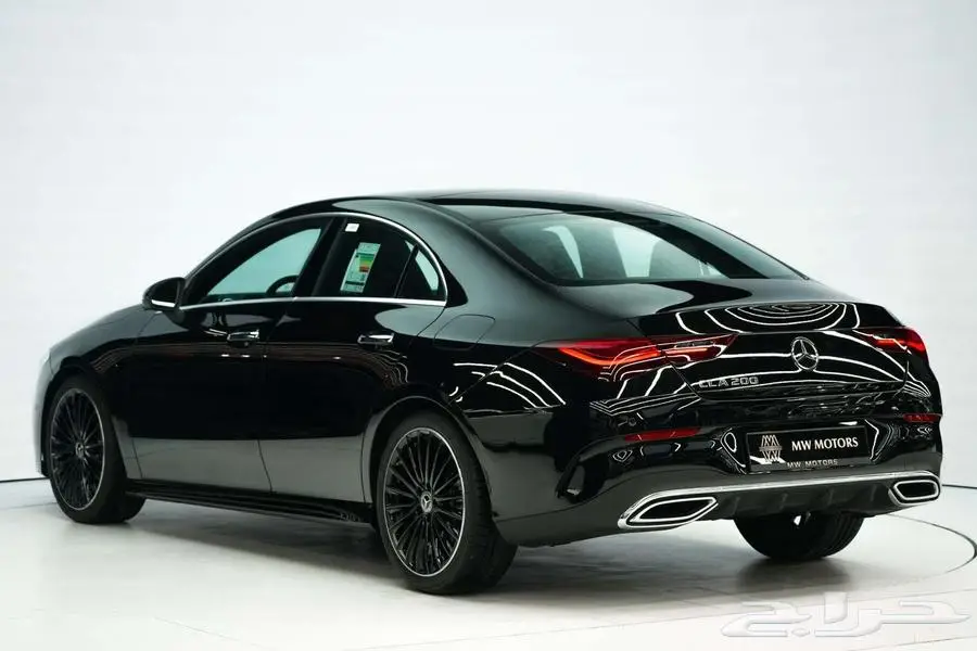 مرسيدس CLA 200 موديل 2026 أصفار خليجي أسود أحمر 3