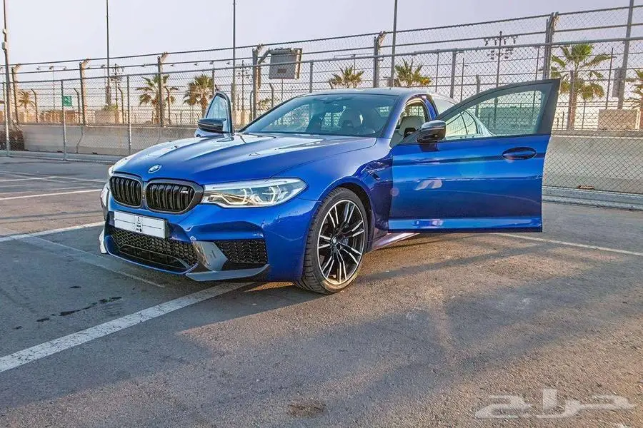 بي ام دبليو M5 - BMW 1