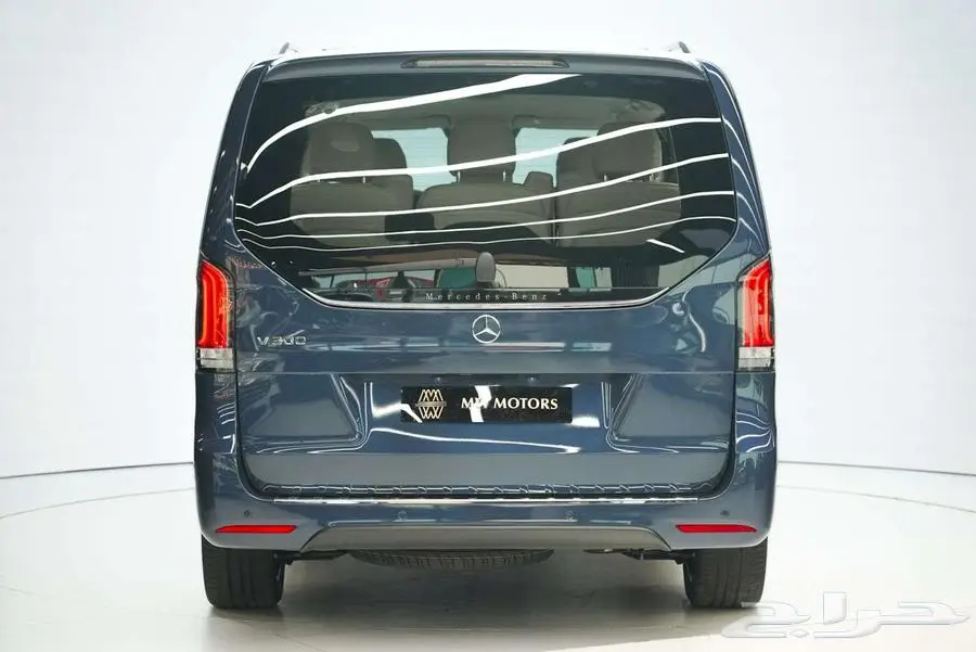 مرسيدس V 300 AMG موديل 2025 أصفار خليجي أزرق أبيض 4