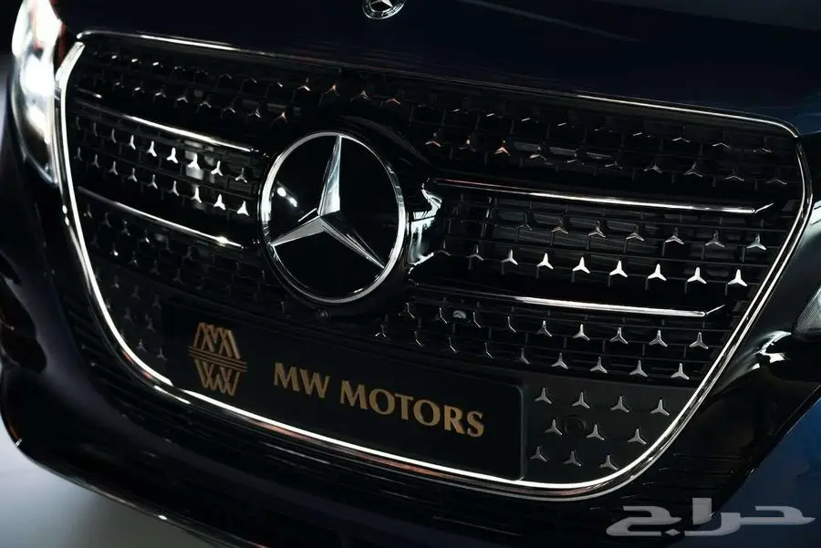 مرسيدس V 300 AMG موديل 2025 أصفار خليجي أزرق أبيض 19