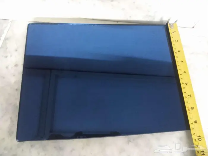 رف قزاز لون اسود على أزرق غامق 3