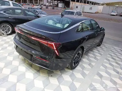 كيا k5 نص فل 2025 قير اوتماتيك بنزين 5