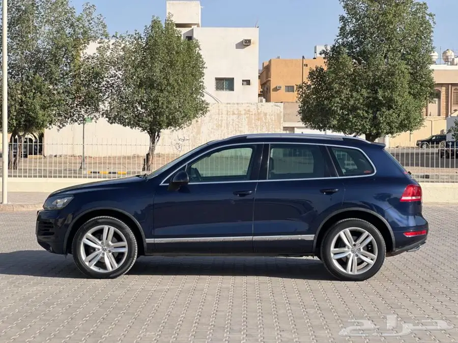 للبيع طوارق 2014 نظيف جدا 4