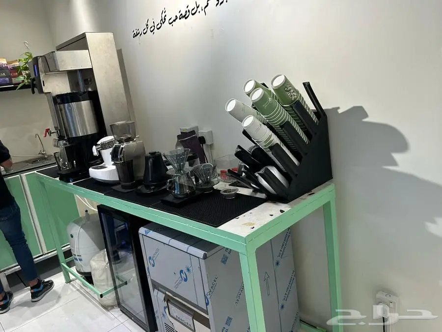 محل كافي شباك للبيع بجميع معداته 0