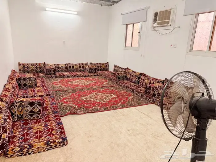 ارض مساحة 4500 مع استراحة مجهزه بالكامل للايجار السنوي 3