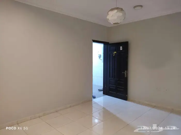 غرفه وصاله للعزاب دفع شهري 650 حي القزاز 0