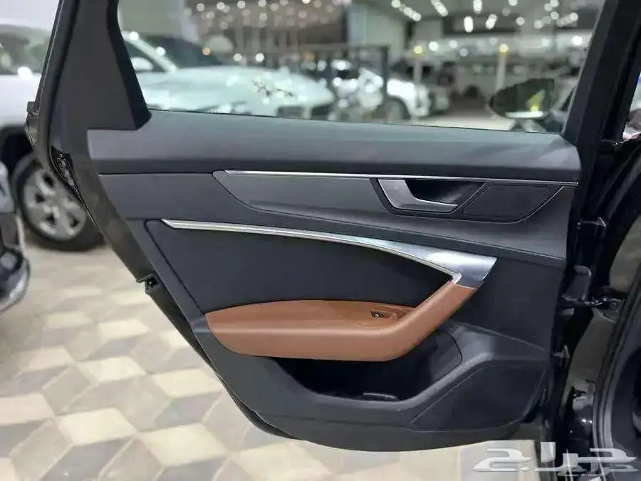 اودي 2020 A6 14