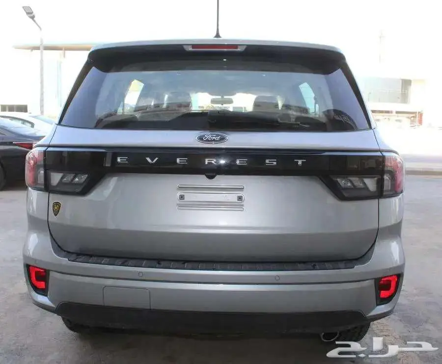 فورد ايفيرست استندر XLS 2024 وكاله 8