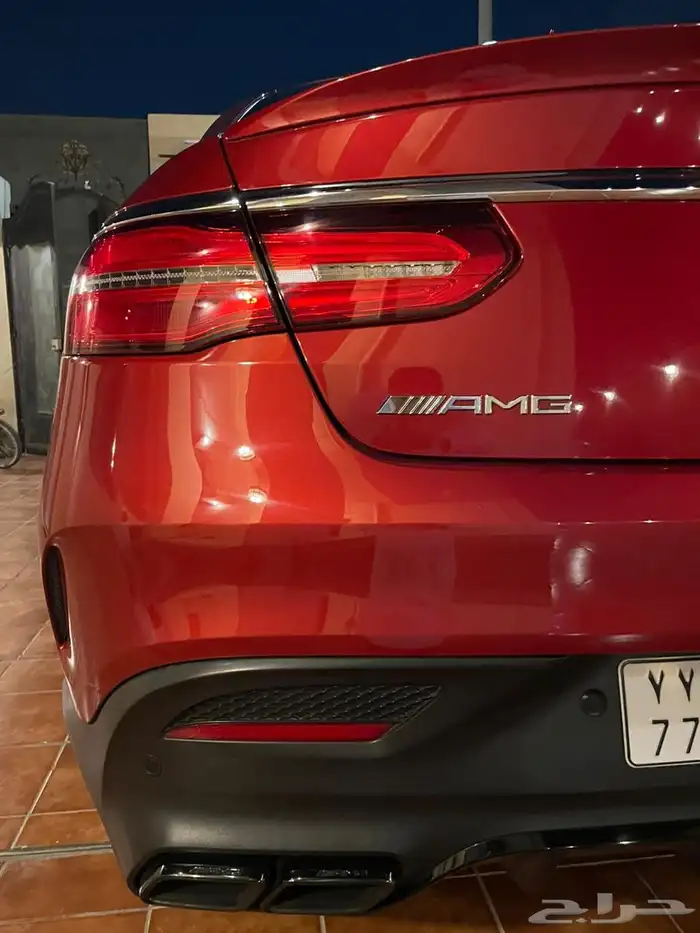 للبيع GLE 63s أحمر غامق 2016 12