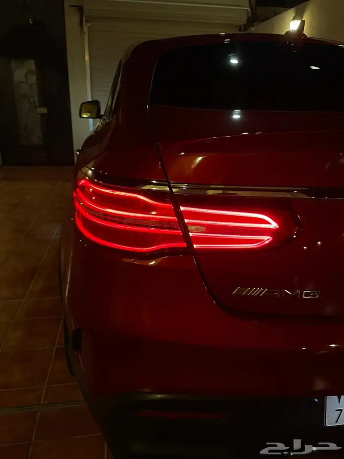 للبيع GLE 63s أحمر غامق 2016 5