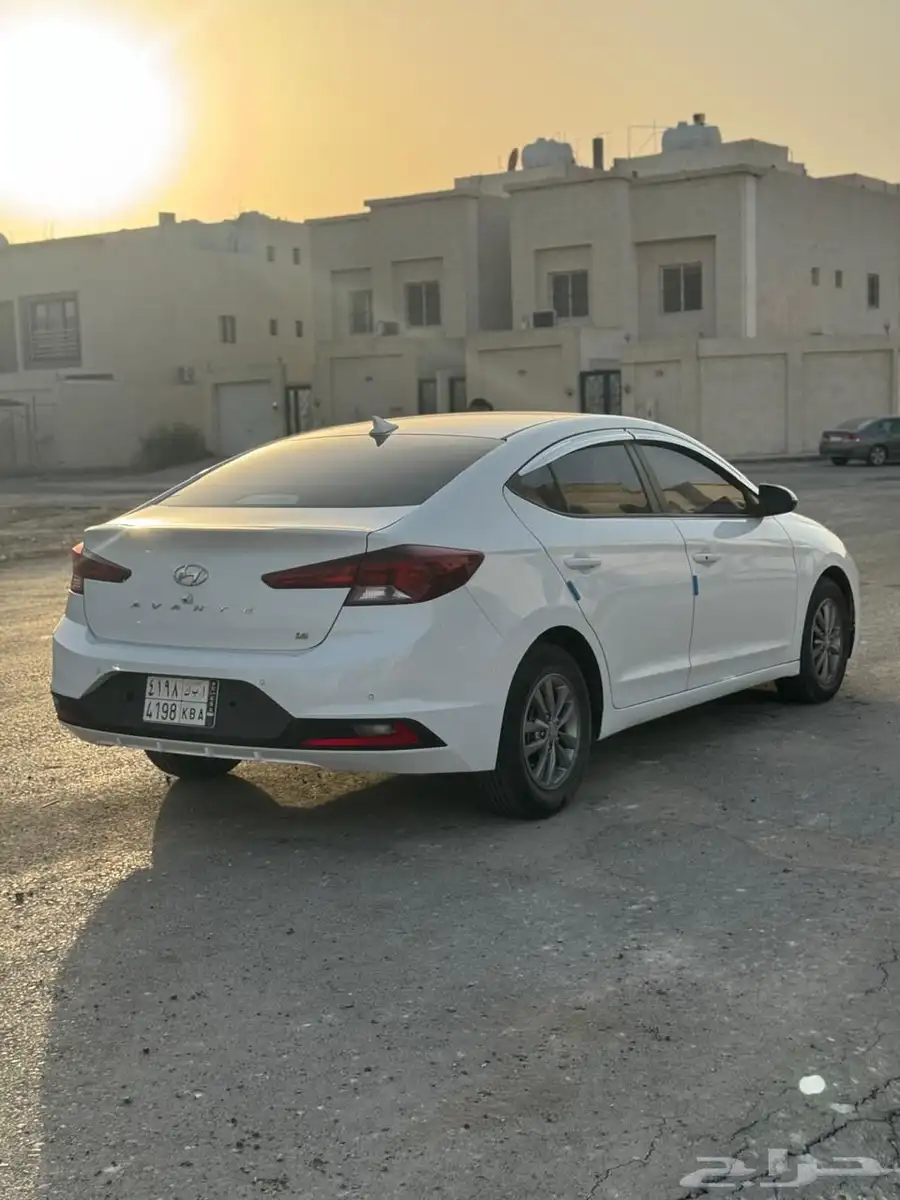 للبيع أفانتي انترا 2020 9