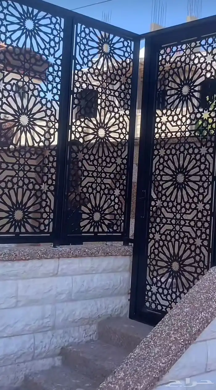 مظلات بديل خشب   سواتر حديد 9