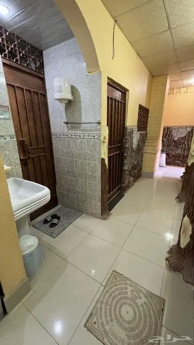 للبيع فلة سكنية على شارع 30م 6