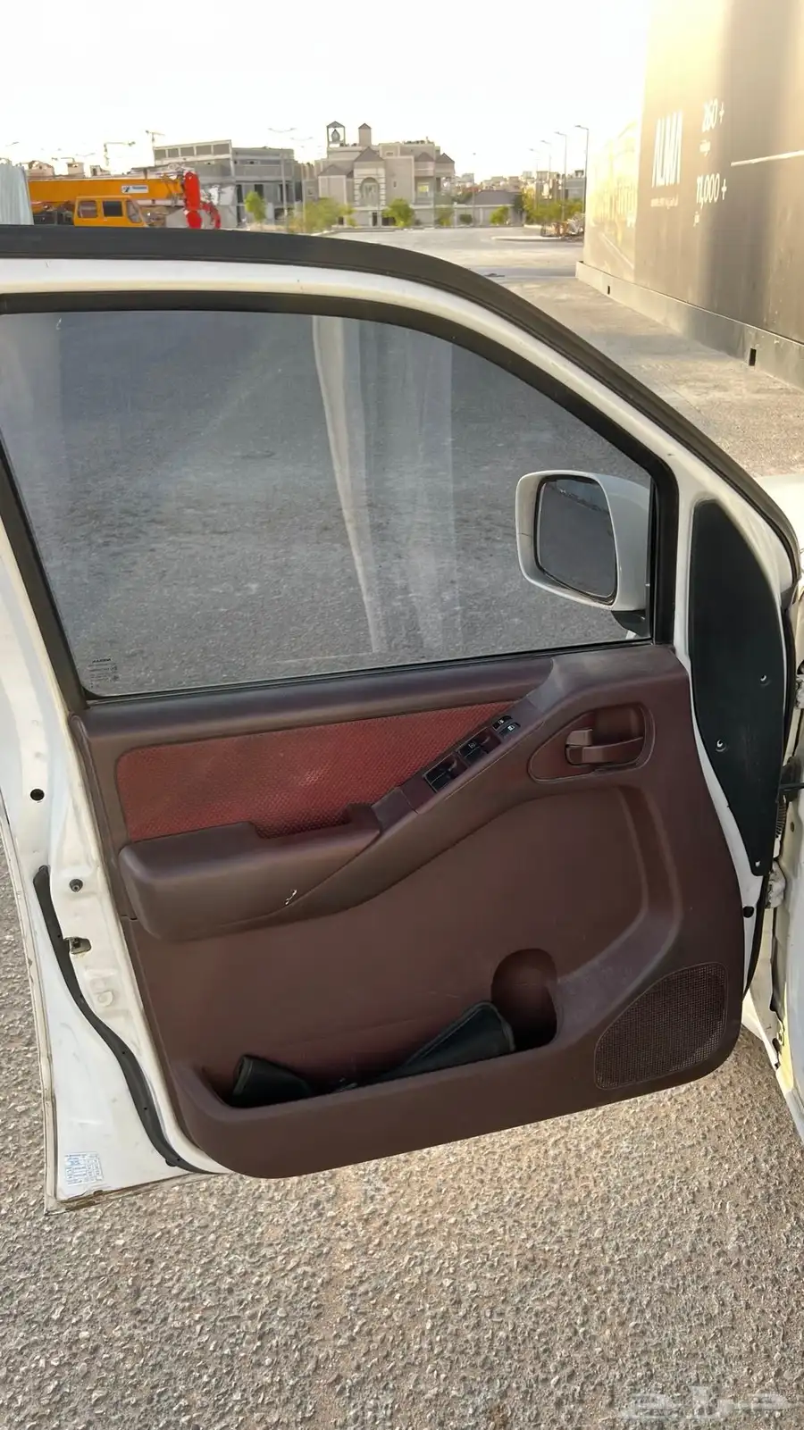 نيسان نافارا ممشى 220 الف تماتيك 12