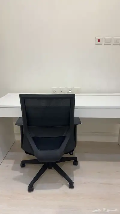 مكتب وكرسي 4