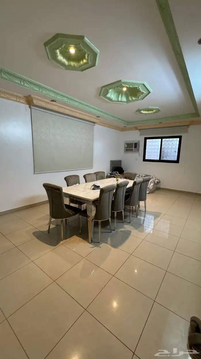للبيع فلة سكنية على شارع 30م 22