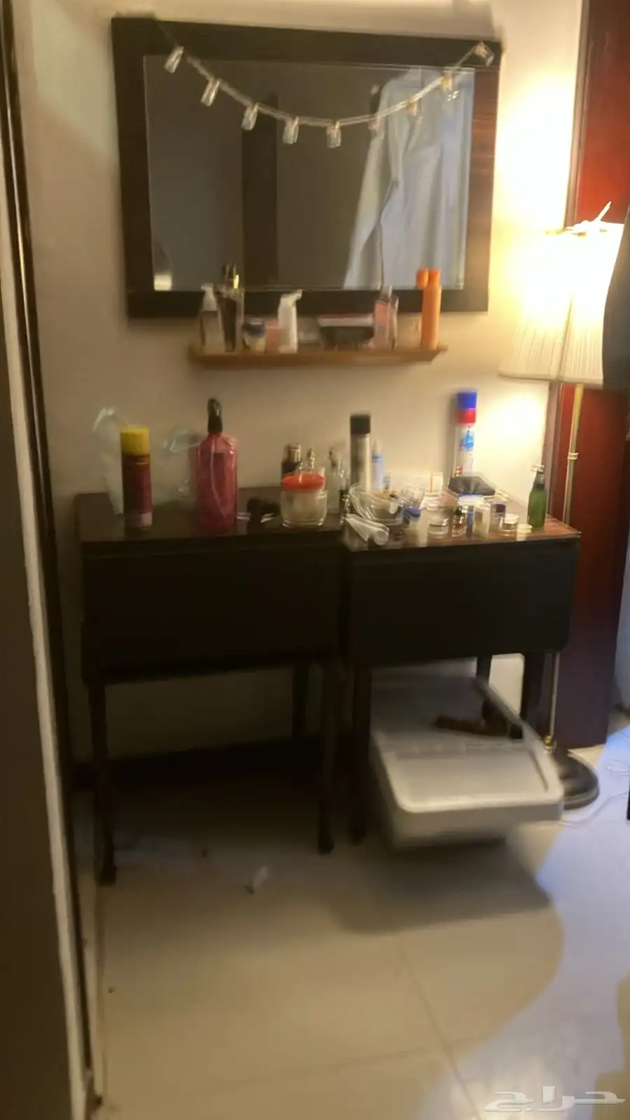 اثاث للبيع مع كنب طقم كامل ومستلزماتها 2