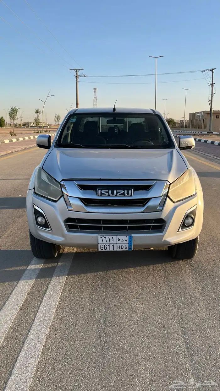 لتواصل   وتساب فقط 12