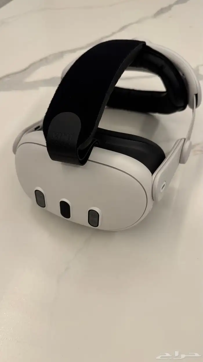 نظارة الواقع الافتراضي Meta Quest 3   512GB 1