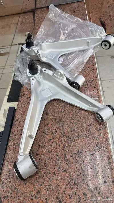 مقصات كورفيت C7 امامي تحت 1