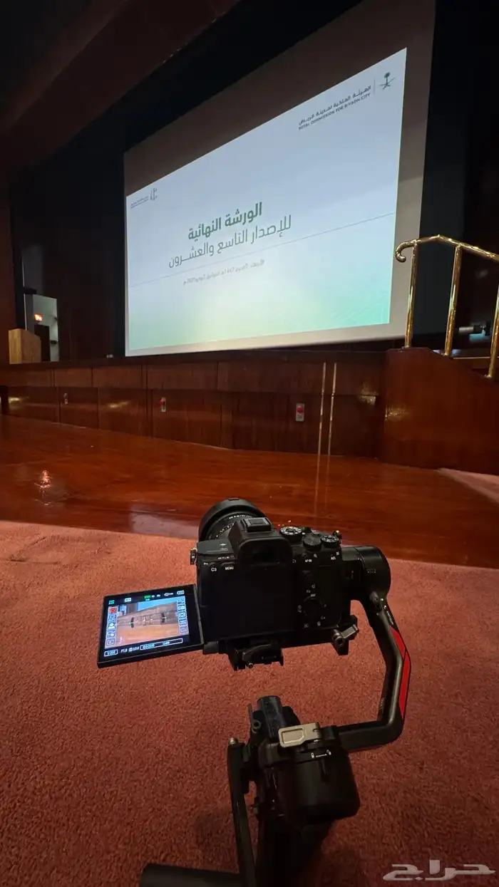 مصور فيديو وفوتوغرافي 0