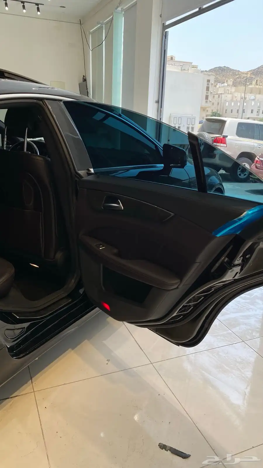 مرسيدس CLS 500 5