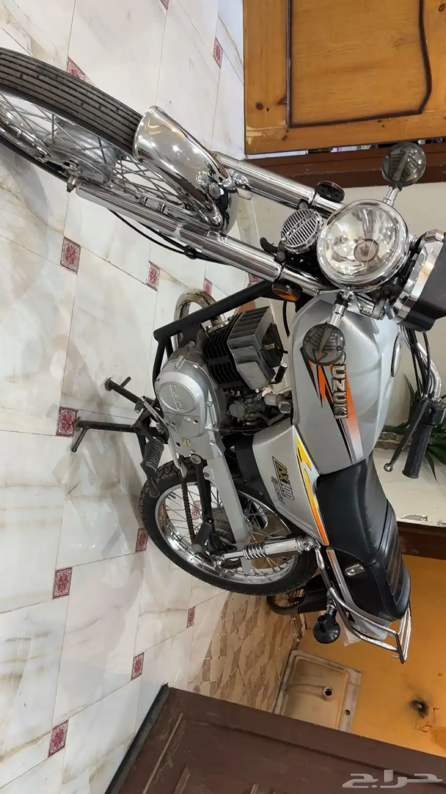 ax 100 4
