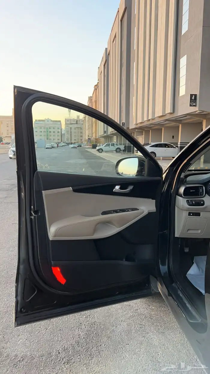 سيرنتو كيا موديل 2018 10