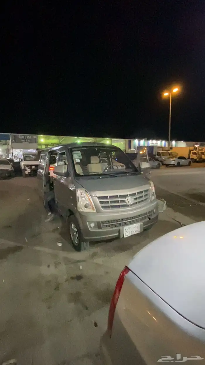 فان بضاعه للايجار 1