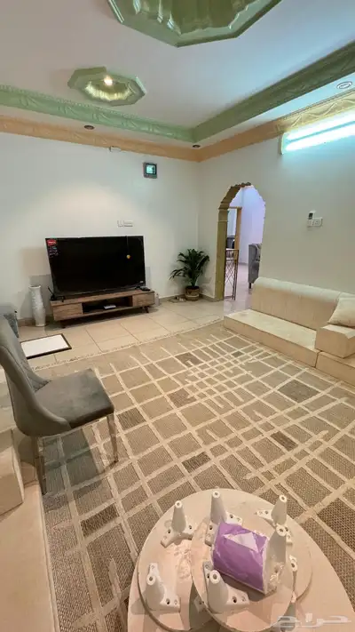 للبيع فلة سكنية على شارع 30م 13