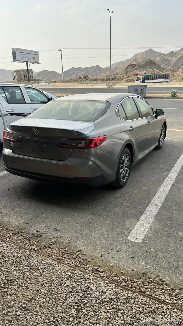 كامري 2025 استاندر بنزين سعودي السعر 114500 كاش وبنوك 17