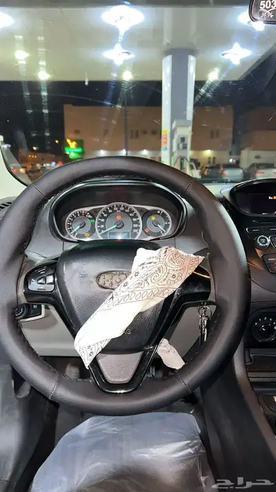 فورد فيجو 5
