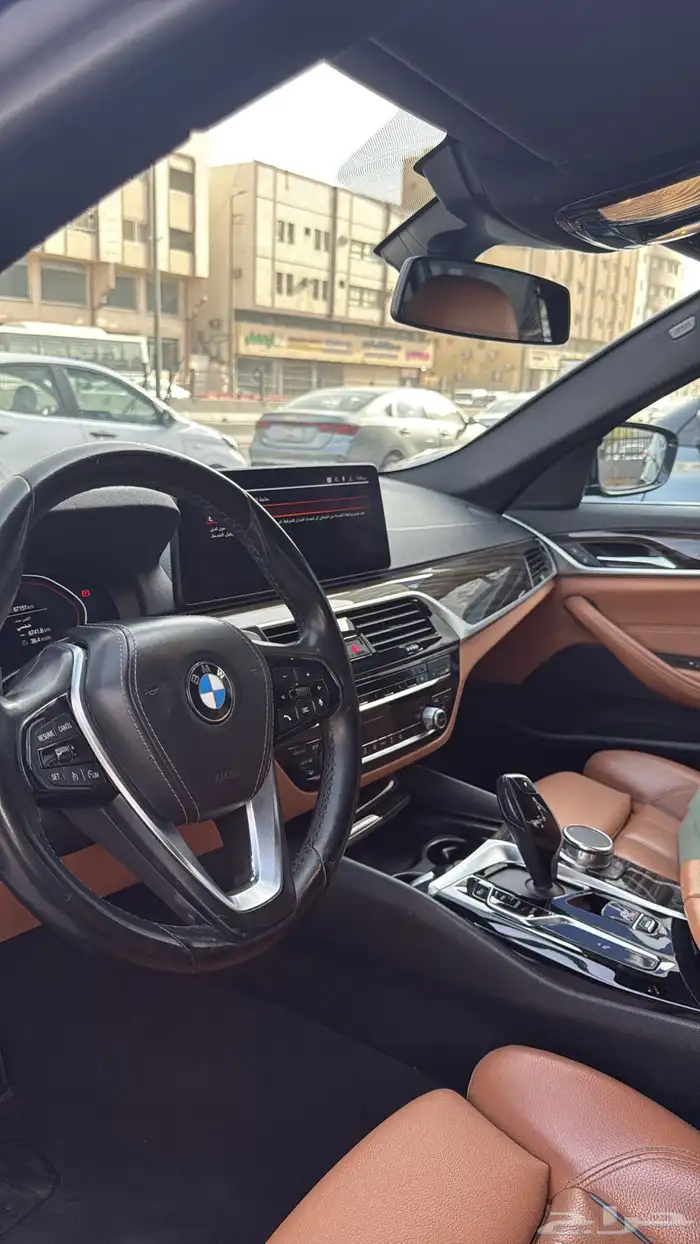 توصيل من الدمام الى الرياض سايقه بنت سياره بي ام 0