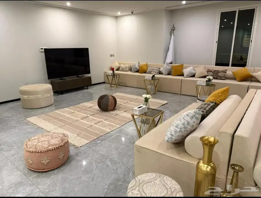 تاجير طاولات طعام محل اجار كراسي كنب تاجير جلسات vop الرياض 0