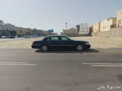 لينكون تاون كار 2011 ممشى قليل 2