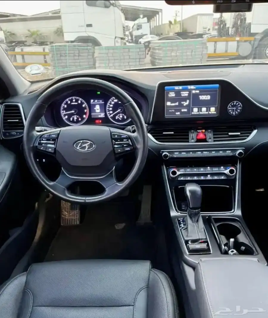 هيونداي ازيرا 2019 5