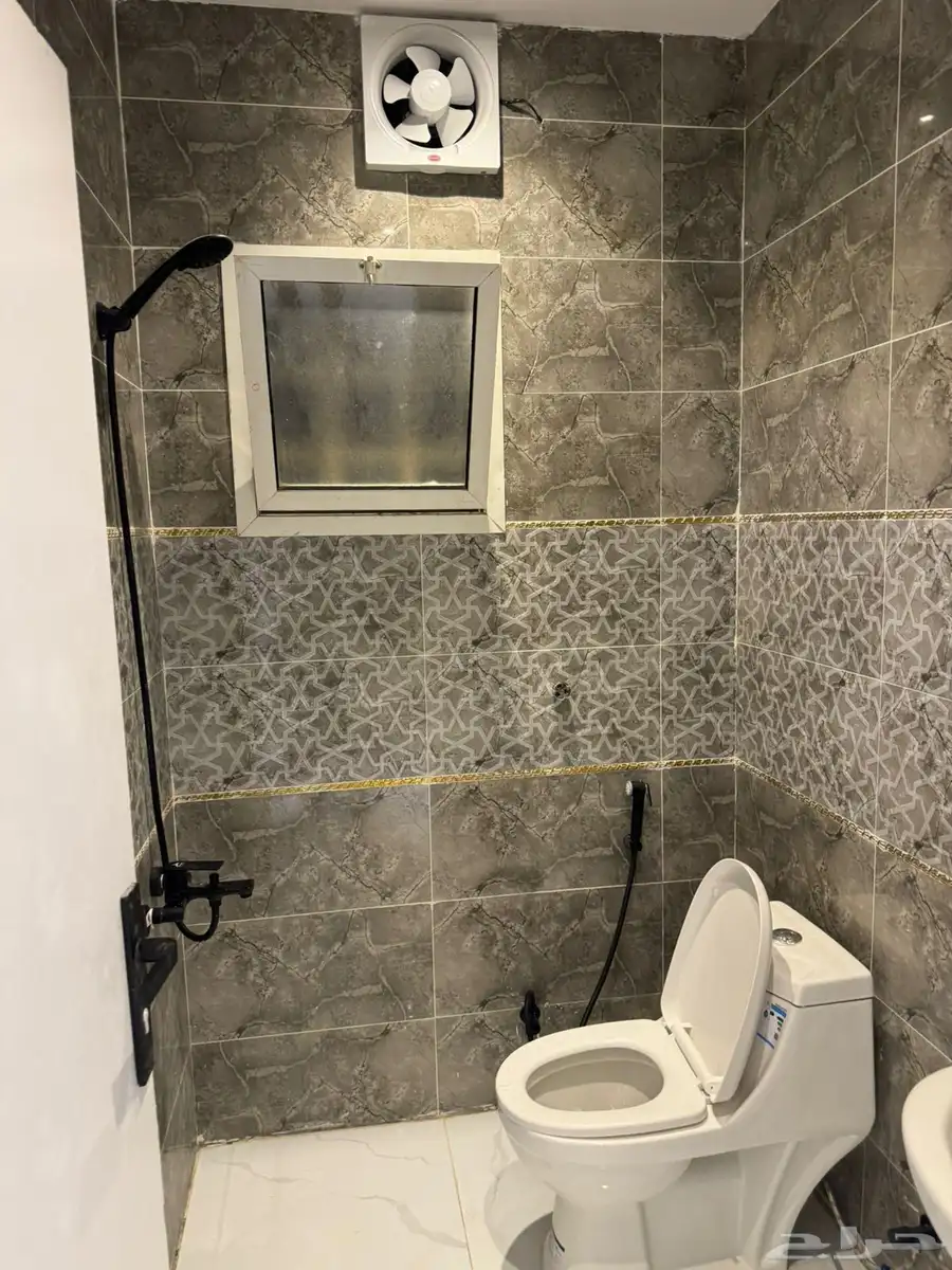 شقق جديده مودرن داخل عماره سكنيه الحمرا 8