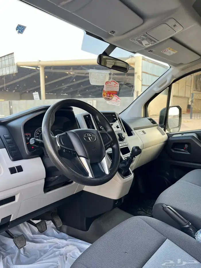 تويوتا باص هايس بضاعه 2023 سقف عالي ديزل 8