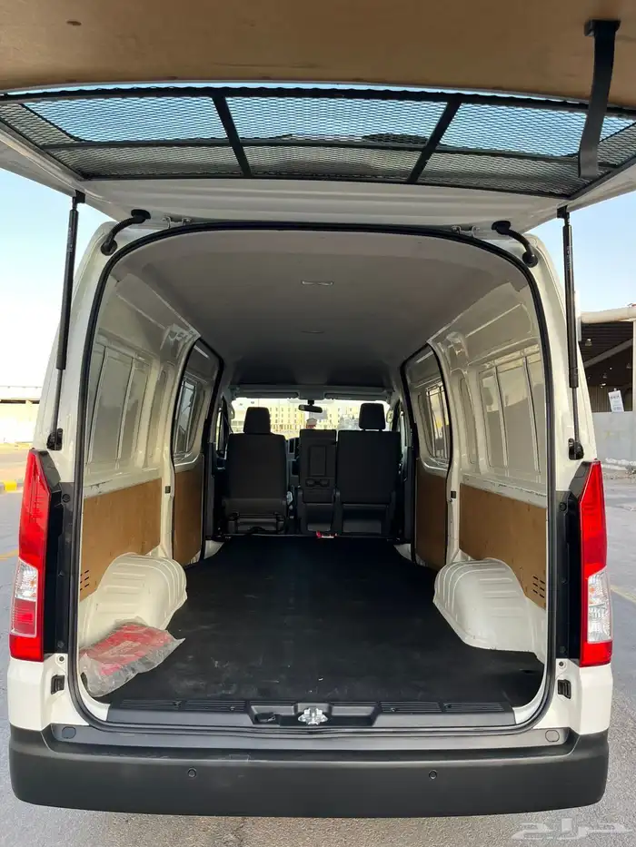 تويوتا باص هايس بضاعه 2023 سقف عالي ديزل 7