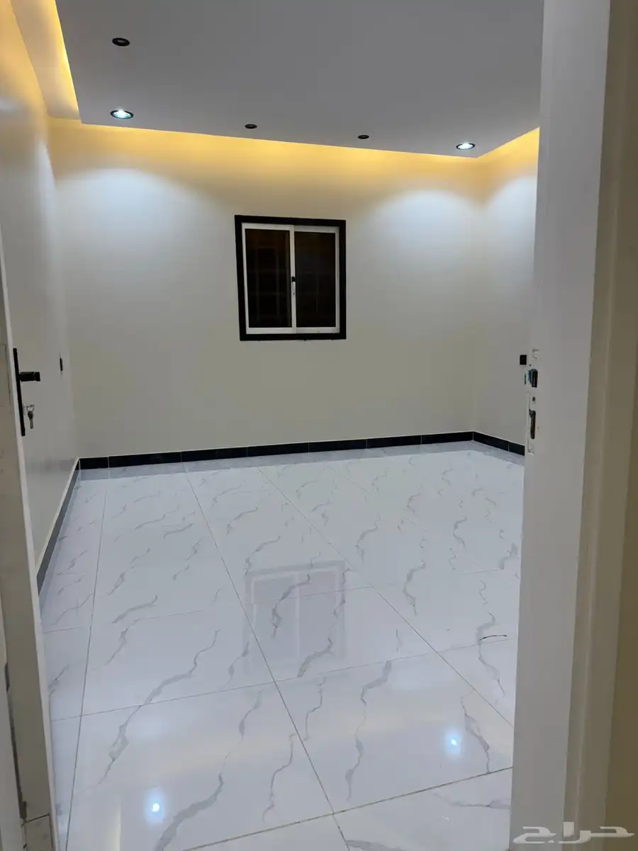 شقق جديده مودرن داخل عماره سكنيه الحمرا 3